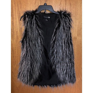 Forever 21 Faux Fur Vest Black & White Size Medium